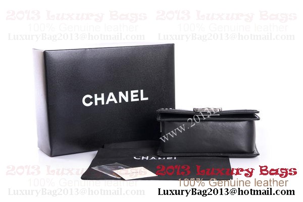 Boy Chanel Flap Shoulder Bag Original Pearl Leather A37006 Black&White