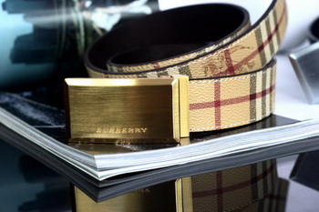 Burberry Belt B4008 Gold