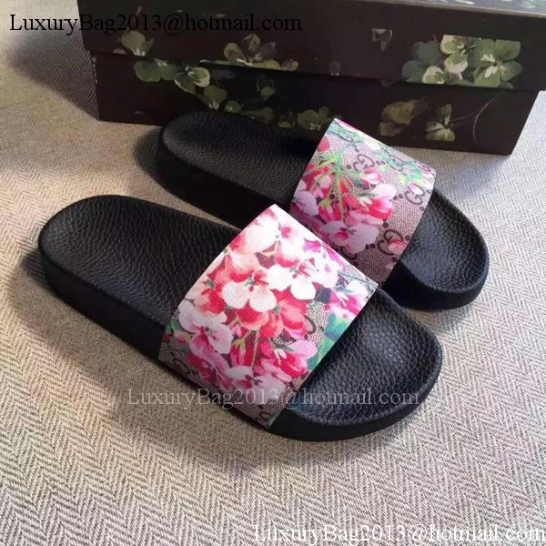 Gucci Slippers Leather GG759 Bloom