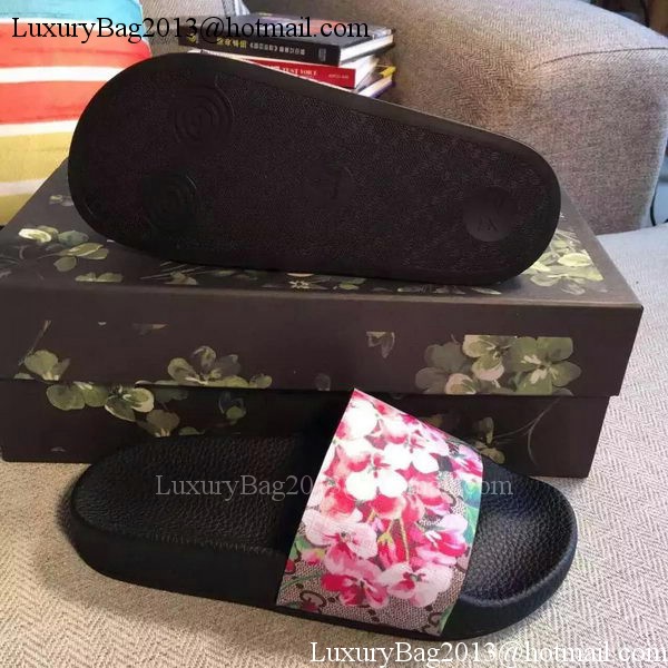 Gucci Slippers Leather GG759 Bloom