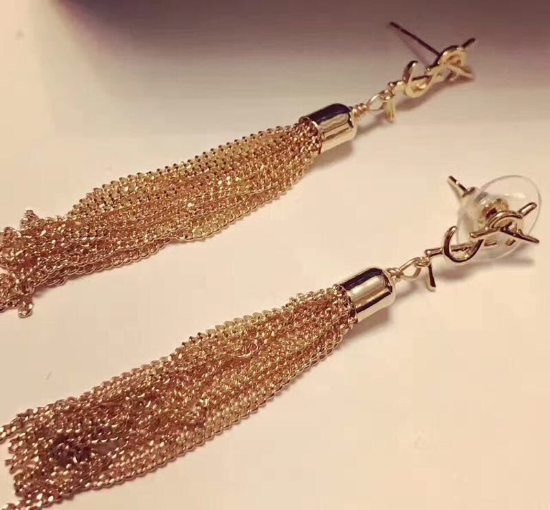 Yves Saint Laurent Earrings 17524