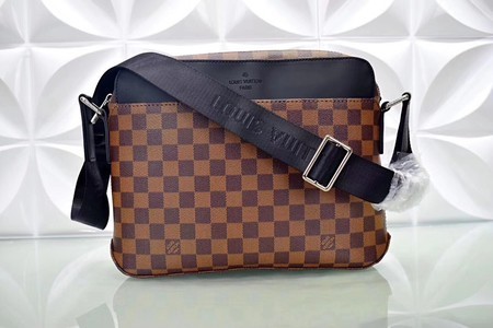 Louis Vuitton Damier Ebene Canvas Shoulder Bag N41569