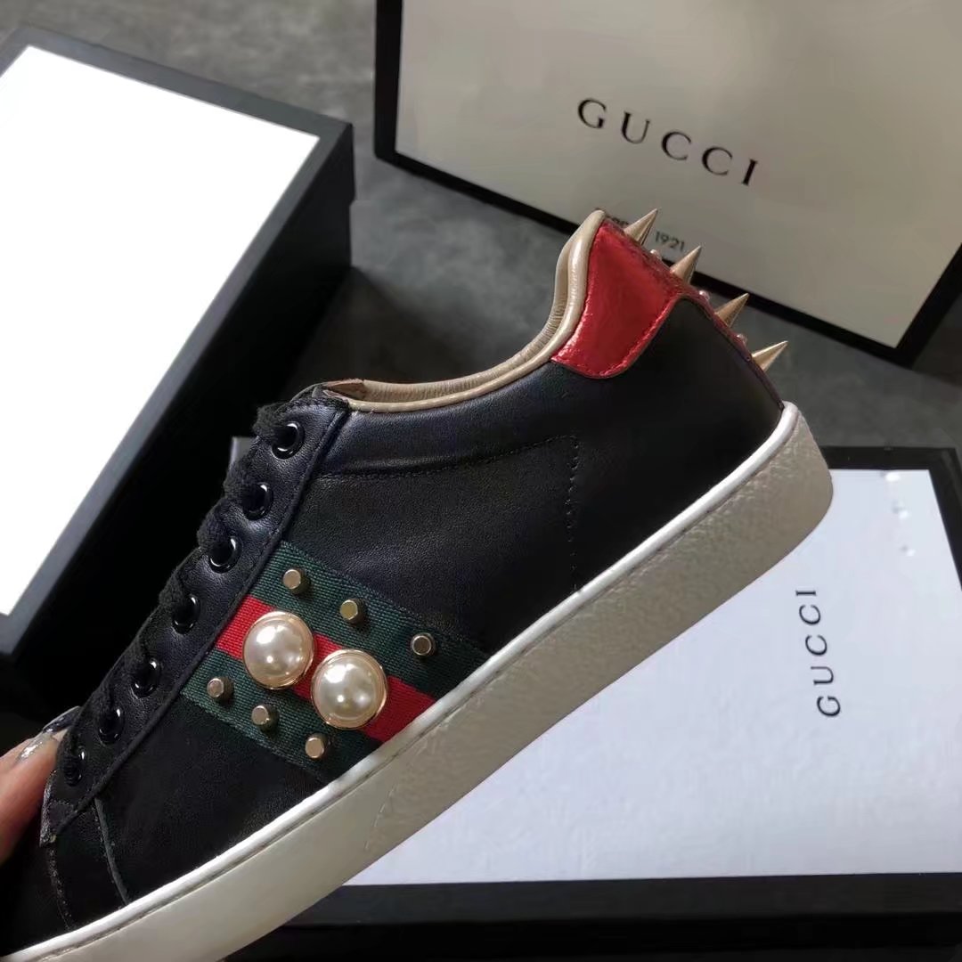 Gucci Lovers shoes GG1310H black