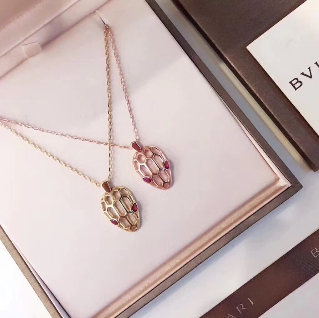 BVLGARI Necklace 18142