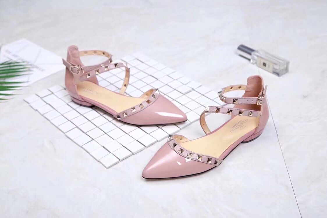 Valentino Leather Pump VT965