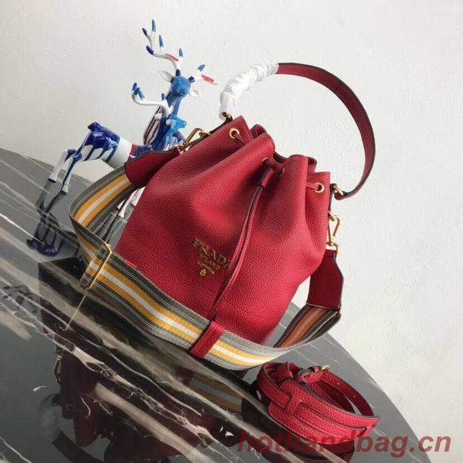 Prada Leather bucket bag 1BE018 red