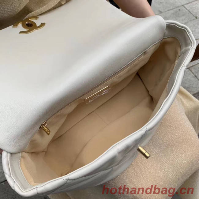 Chanel 19 flap bag AS1161 white