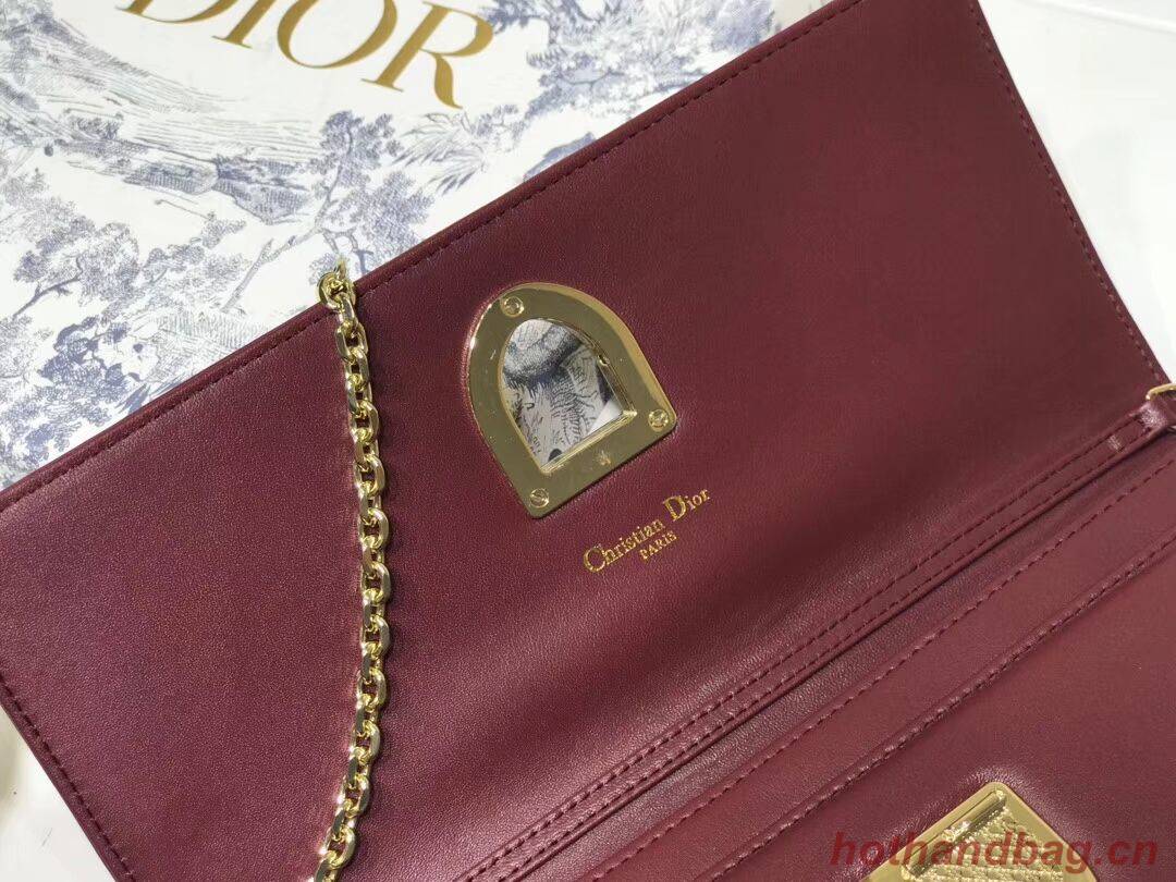 DIOR CLUTCH gold-tone metal C1040A Bordeaux