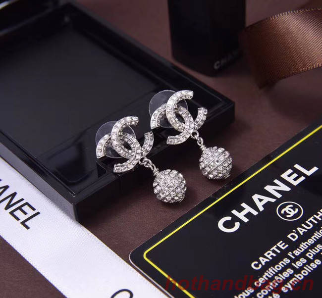 Chanel Earrings CE5631