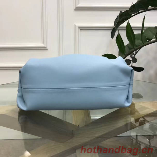 Bottega Veneta THE CHAIN POUCH 620230 LIGHT BLUE