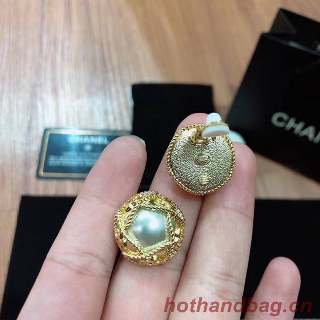 Chanel Earrings CE5716