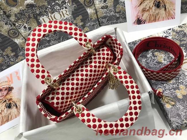 MEDIUM LADY D-LITE DIORAMOUR BAG Red Dior Dots Embroidery M0565OBB