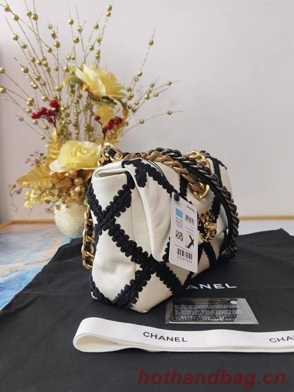 chanel 19 flap bag AS1160 White & Black