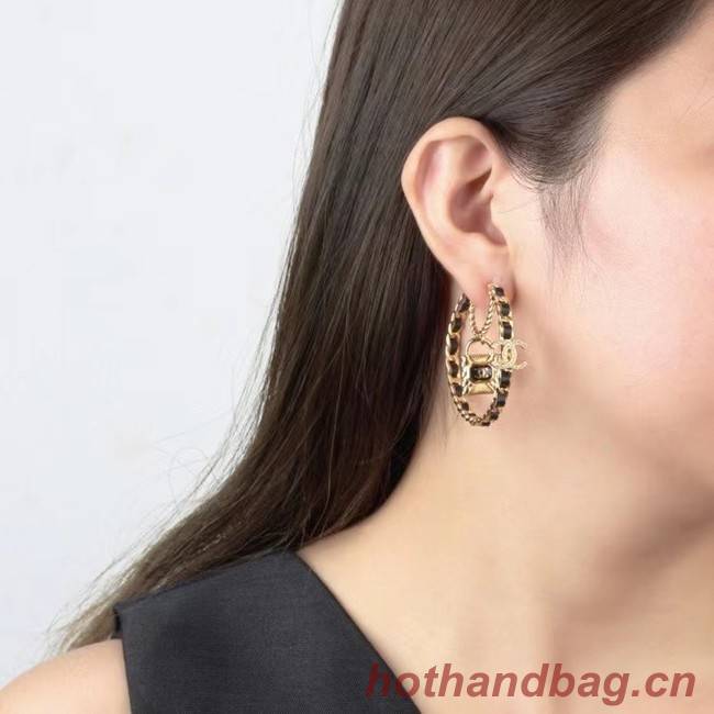 Chanel Earrings CE6009