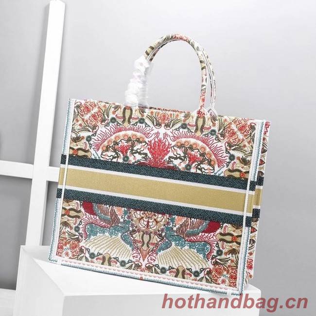 DIOR BOOK TOTE Latte Multicolor Dior Zodiac Embroidery M1286Z-2