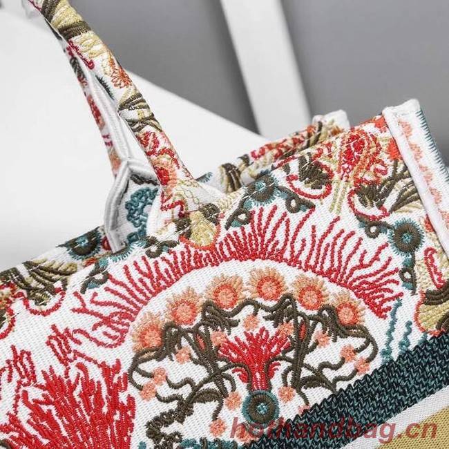 DIOR BOOK TOTE Latte Multicolor Dior Zodiac Embroidery M1287Z-1