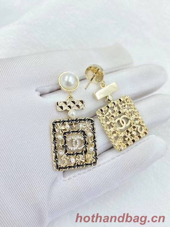 Chanel Earrings CE6038