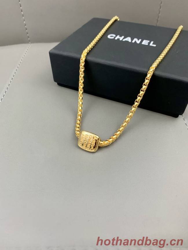 Chanel Necklace CE6412