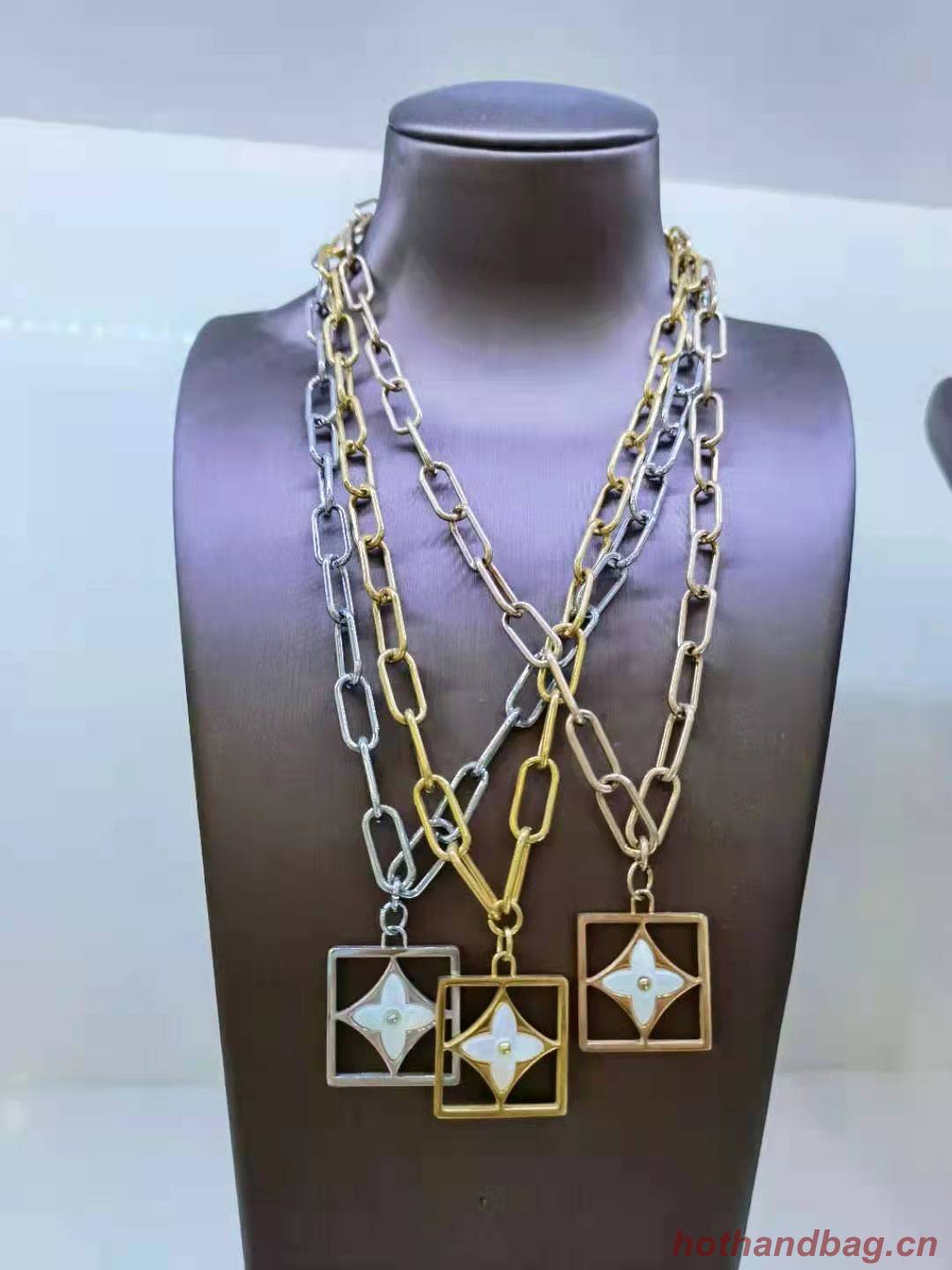 Louis Vuitton Necklace CE4015