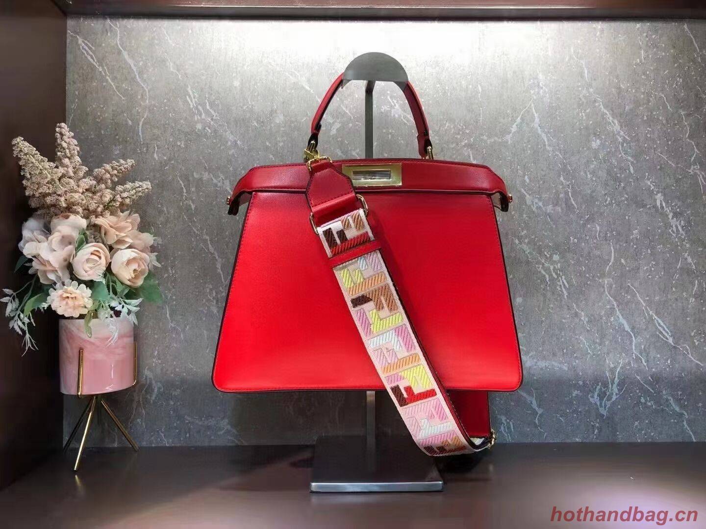 FENDI PEEKABOO ISEEU MEDIUM leather bag 8BN321A6 red