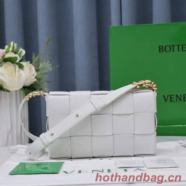 Bottega Veneta CASSETTE 666870 white