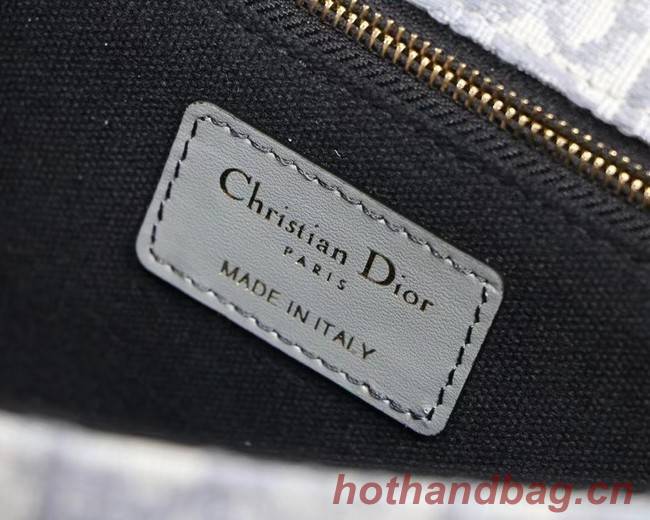 Dior 30 MONTAIGNE BAG Oblique Jacquard M9203UT Gray