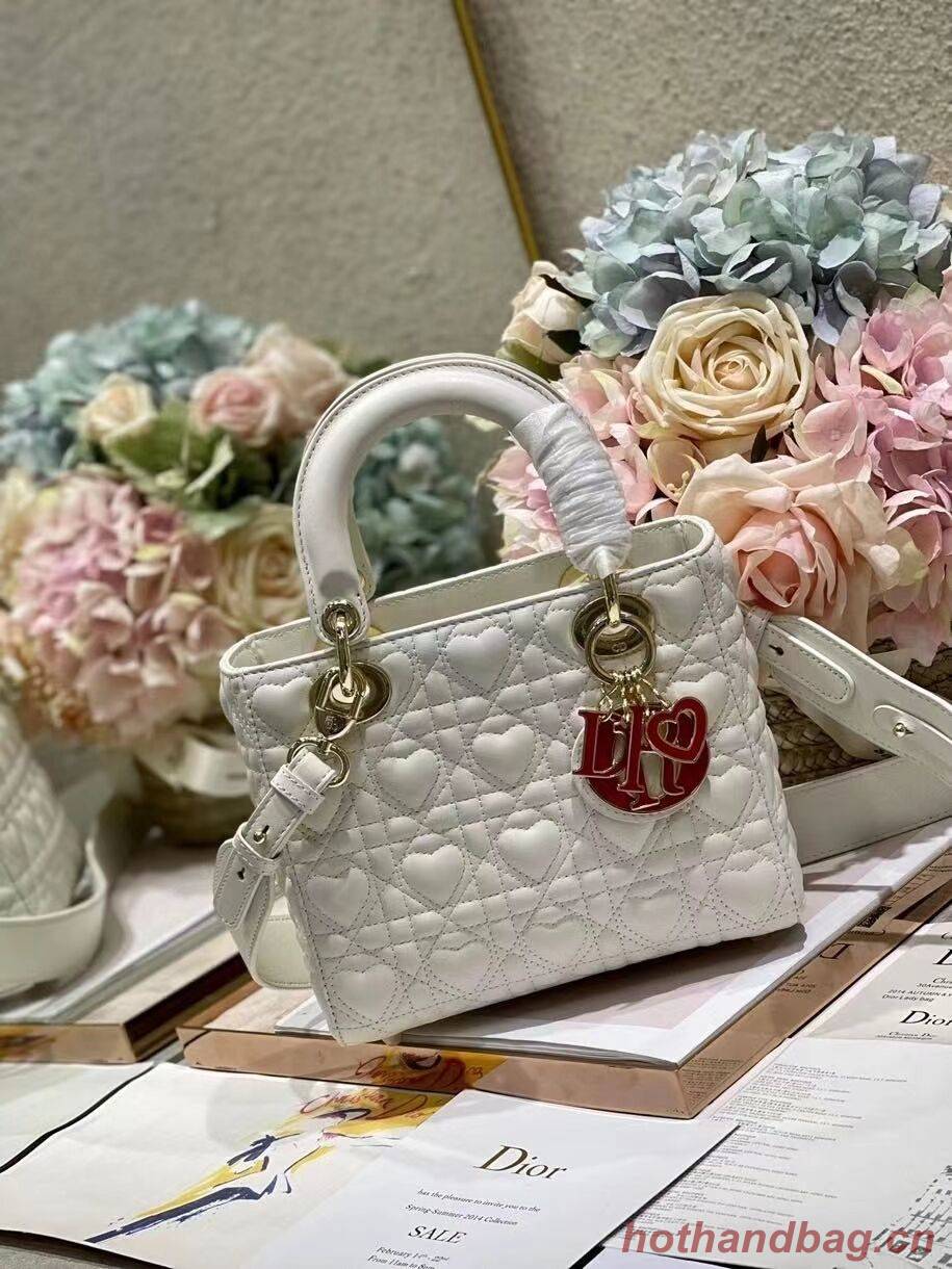 LADY DIOR MY ABCDIOR BAG Cannage Heart Original Lambskin Bag M0539O White