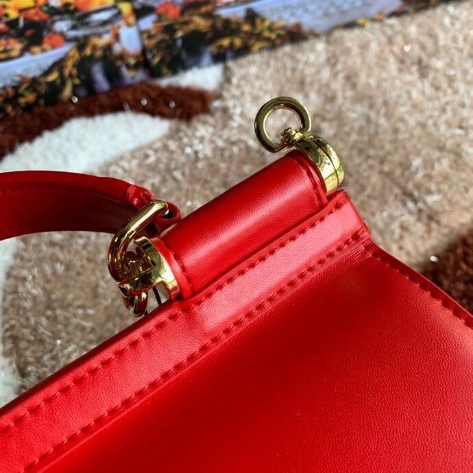 Dolce & Gabbana Origianl Leather Shoulder Bag 5157 red