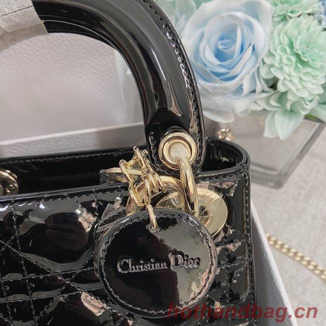 MINI LADY DIOR BAG Patent Cannage Calfskin M0566OW black&gold