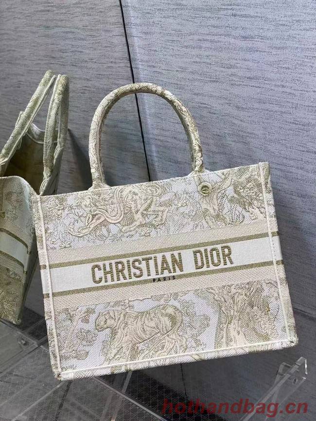 SMALL DIOR BOOK TOTE Embroidery C1287-8 cream