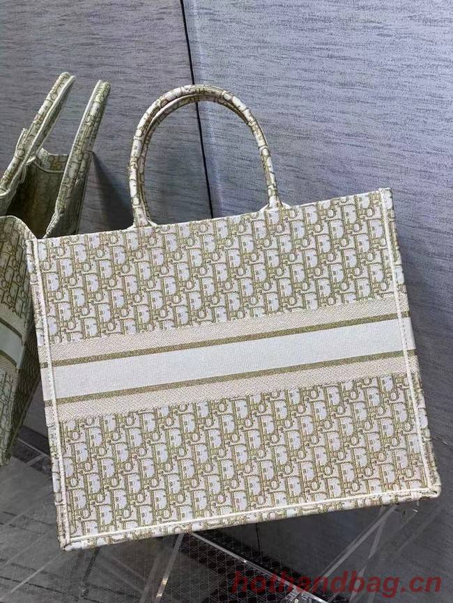 DIOR BOOK TOTE Embroidery C1286-9 cream