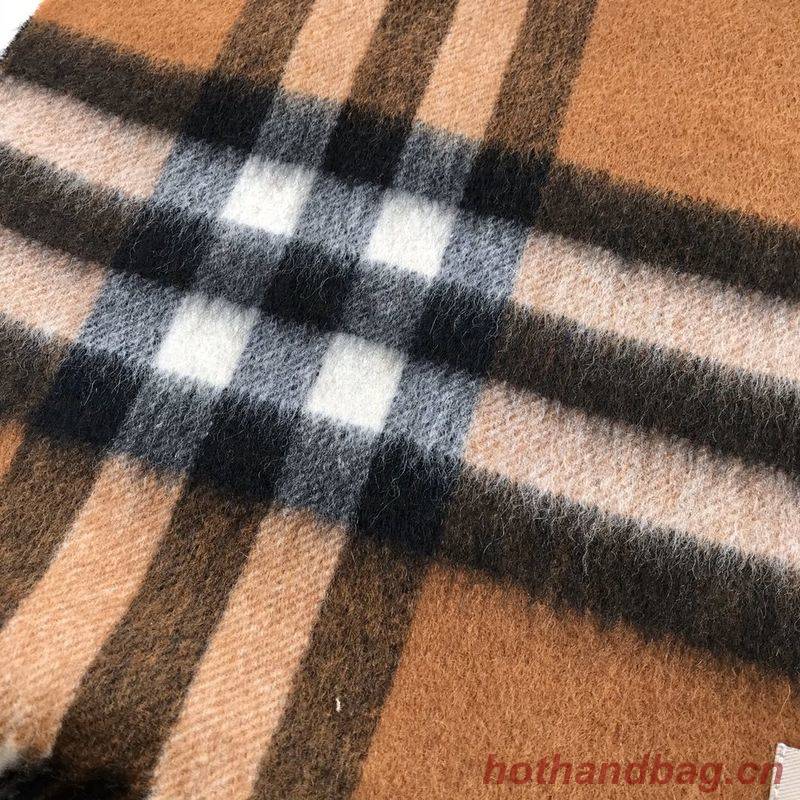 Burberry Scarf B00252