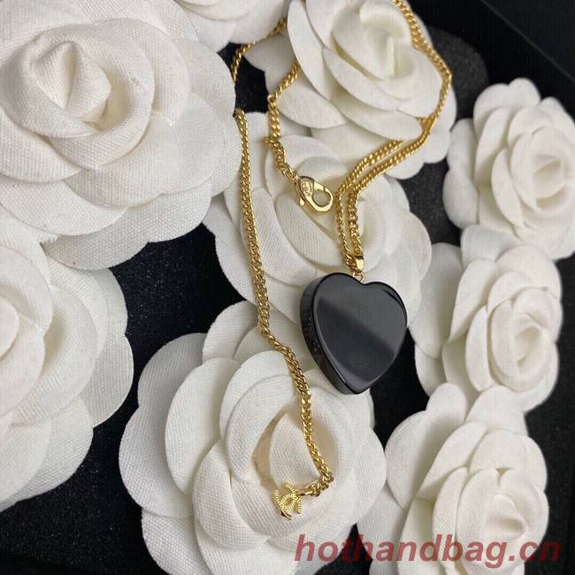 Chanel Necklace CE7320