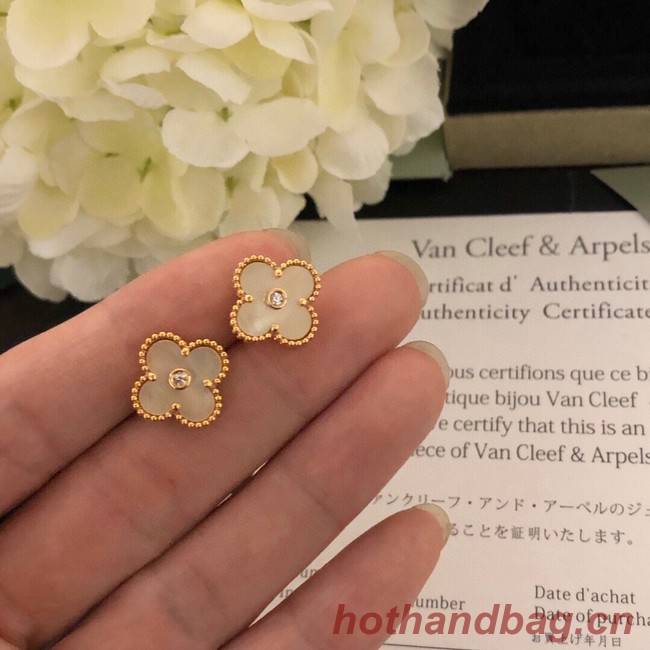 Van Cleef & Arpels Earrings CE7307