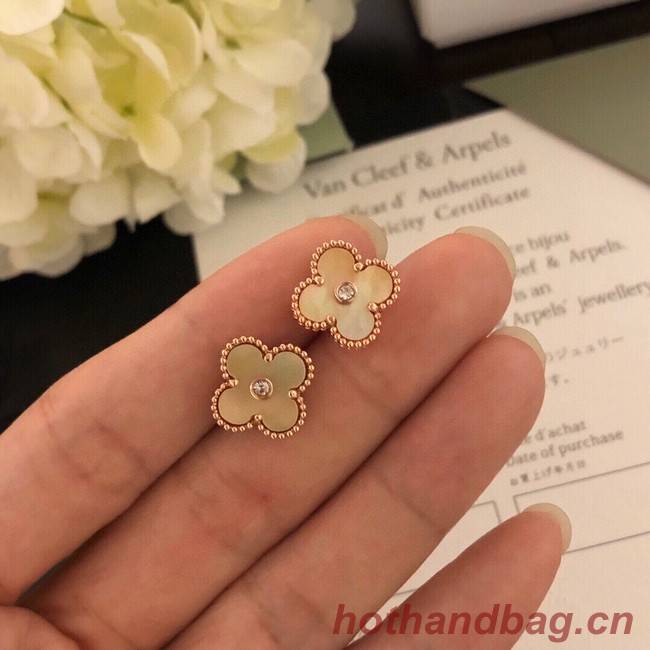 Van Cleef & Arpels Earrings CE7307