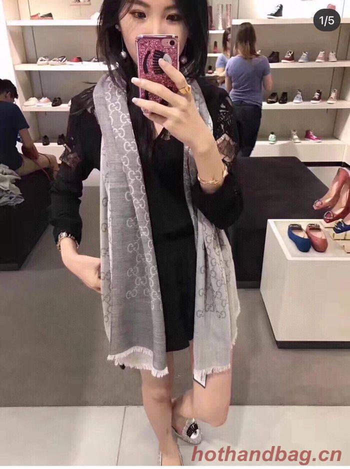 Gucci Scarf G00125