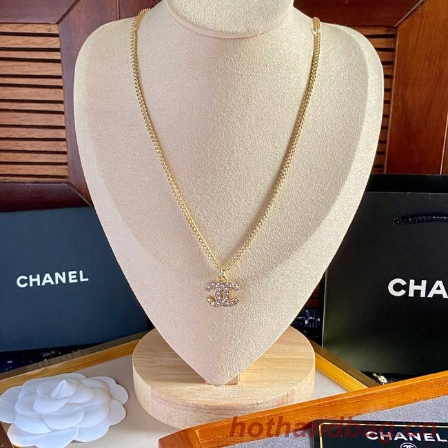 Chanel Necklace CE7370