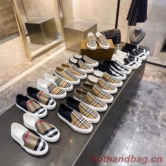 Burberry shoes BU00017