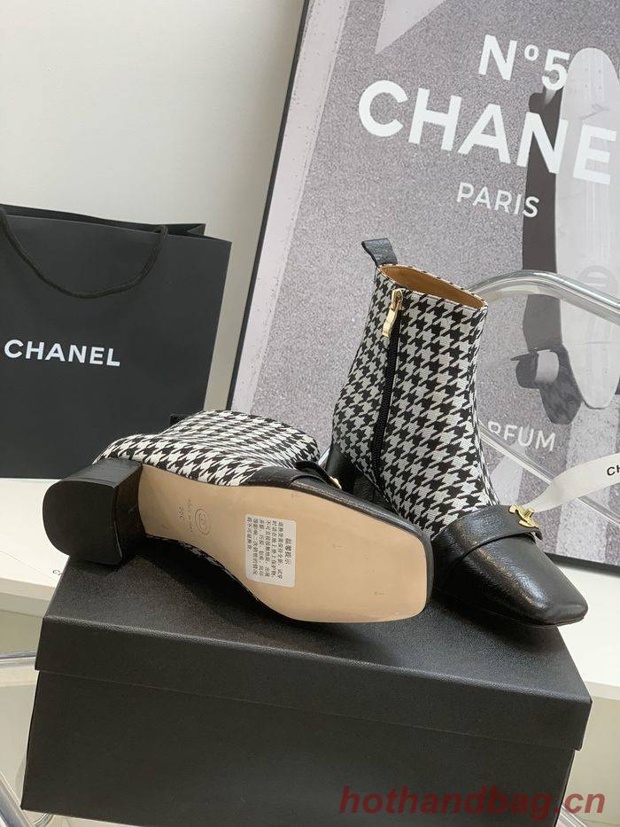 Chanel shoes CH00045