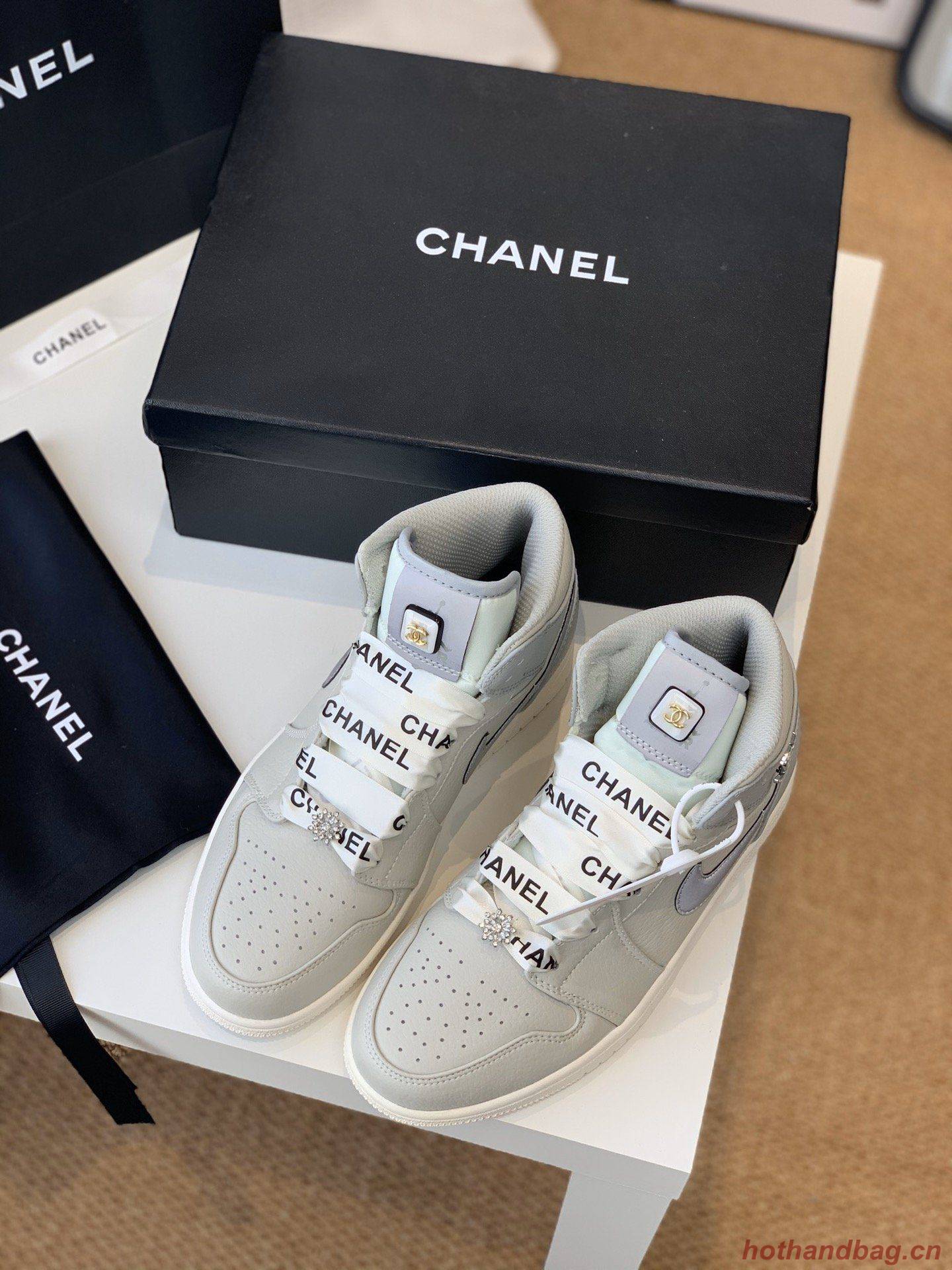 Chanel shoes CH00196