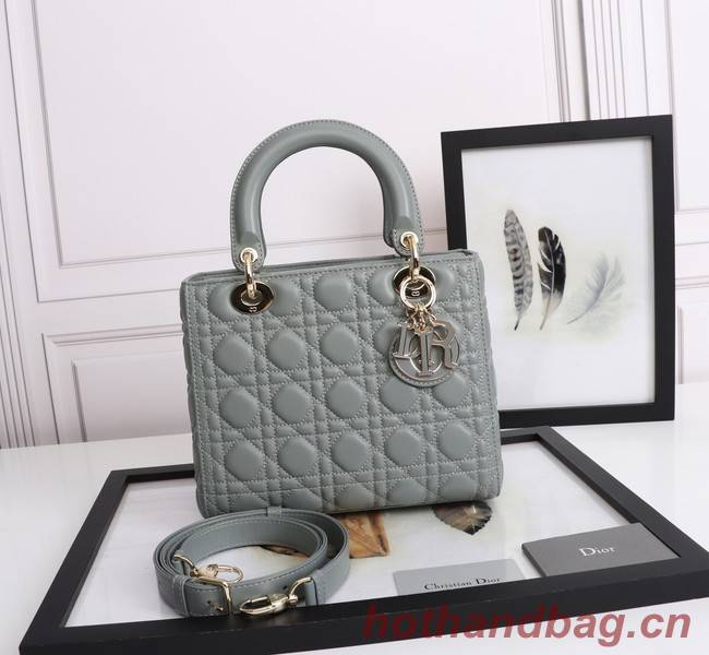 MEDIUM LADY DIOR BAG Cannage Lambskin M0565E gray