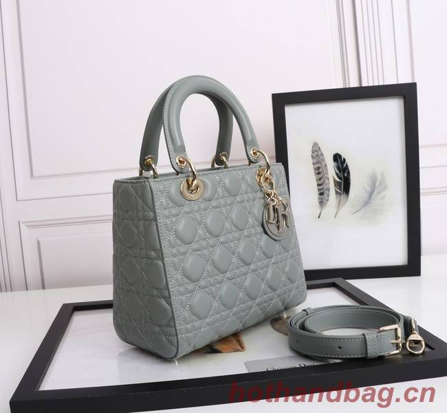 MEDIUM LADY DIOR BAG Cannage Lambskin M0565E gray