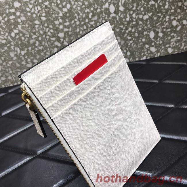 VALENTINO GARAVANI Stud Sign Grained Calfskin clutch bag 0620 white