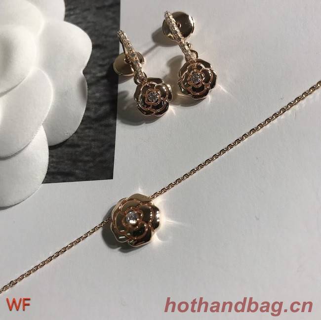 Chanel Necklace CE7732