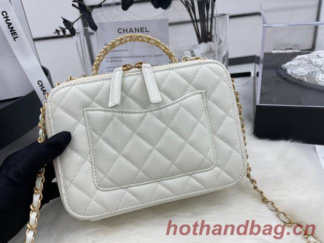 CHANEL HANDBAG Grained Calfskin&Gold-Tone Metal AP3222 white