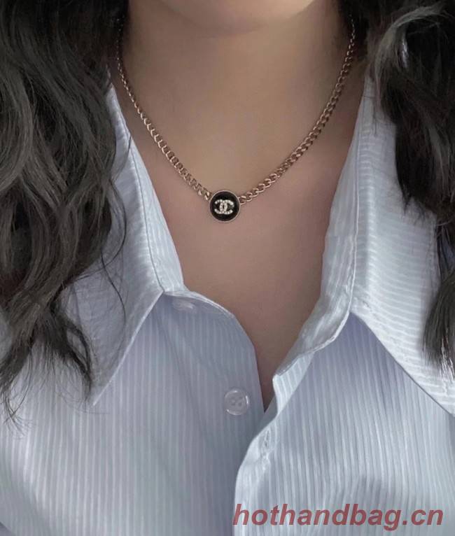 Chanel Necklace CE8046