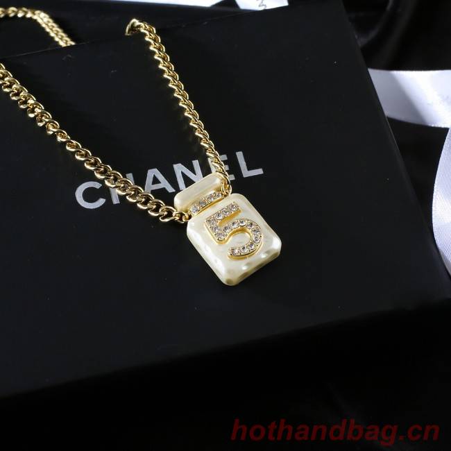 Chanel Necklace CE8123