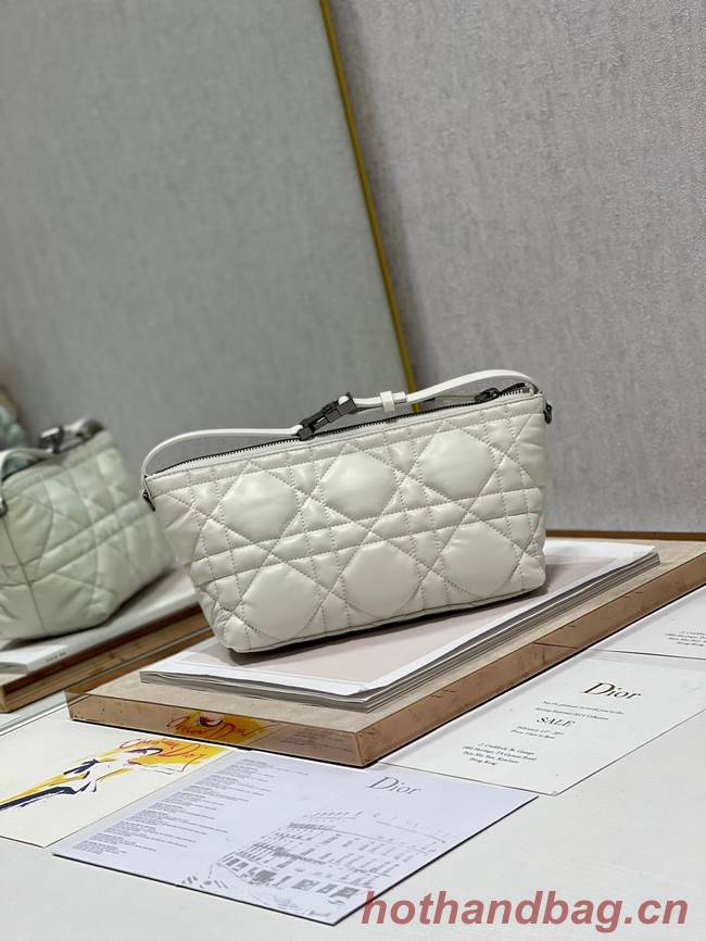 DIOR BOBBY BAG leather S5554 white