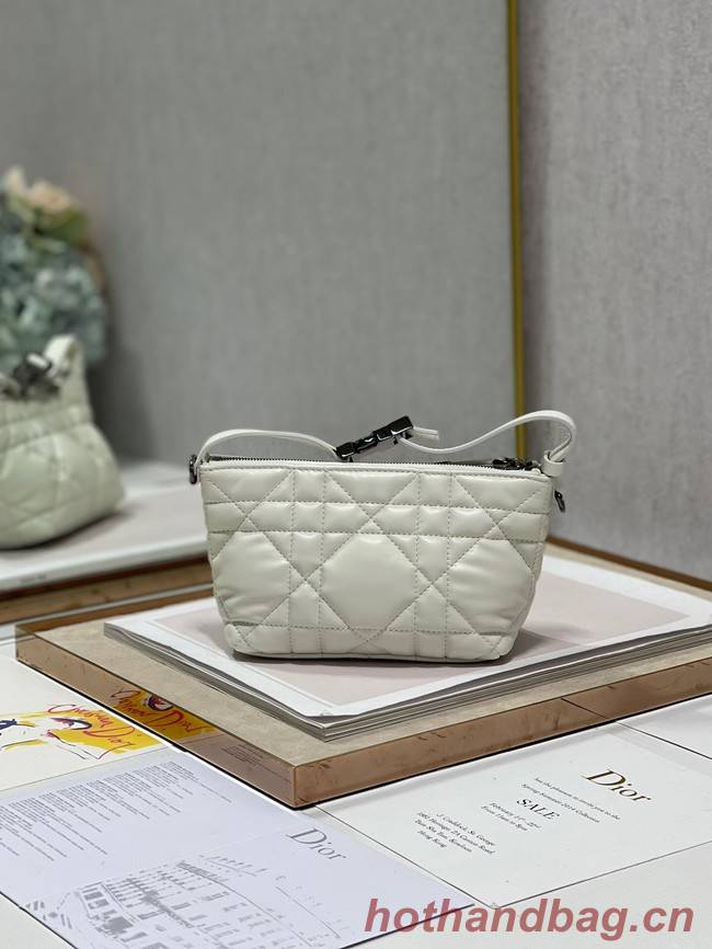 DIOR leather Shoulder Bags S5553 white