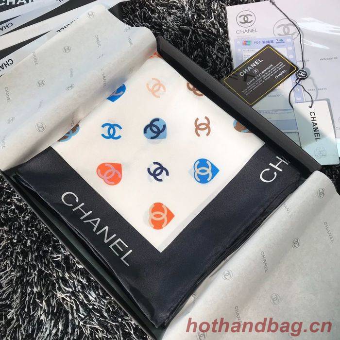 Chanel Scarf CHS00117